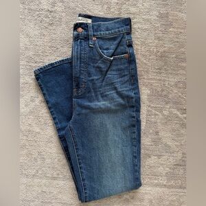 Madewell 	The Highest-Rise Perfect Vintage Jean in Longisle Wash